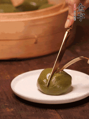 軟軟糯糯，香味可以秒殺99%的成品青團(tuán)
